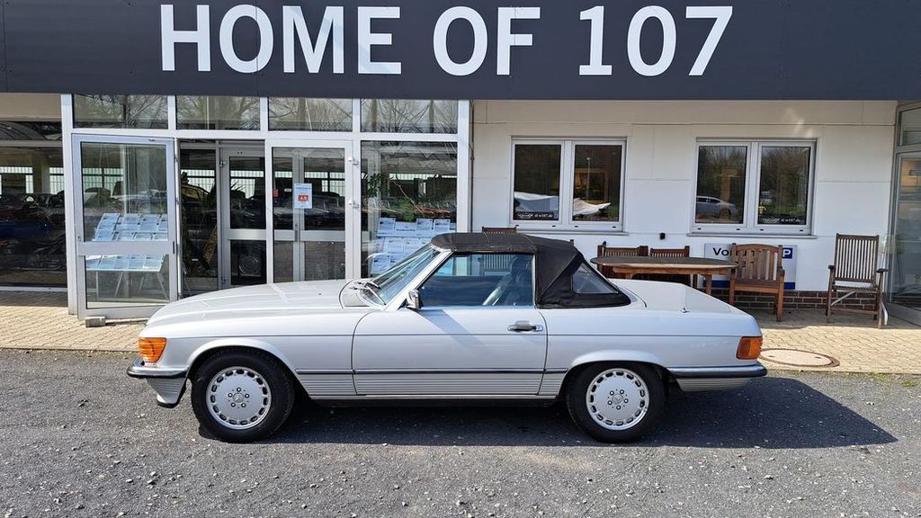 Mercedes-Benz SL 300 Silber / Leder schwarz/ Automatik 2x  vor