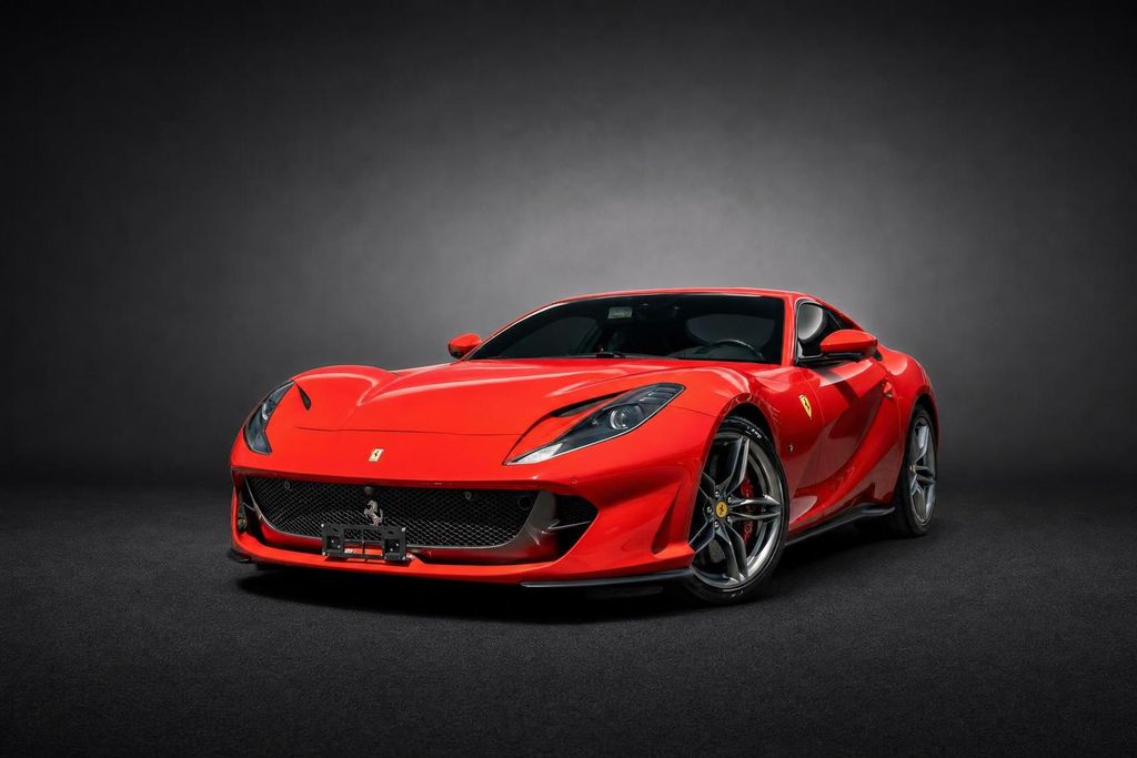 Bild des Angebotes Ferrari 812 Superfast LIFT*CARBON*PASSENG.DISPLAY*SHIELD