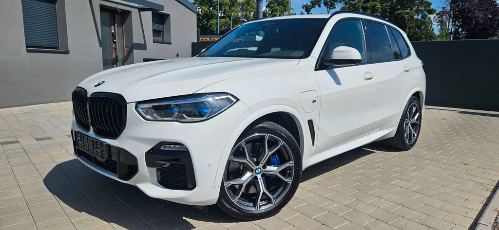 Bild des Angebotes BMW X5 xDrive 45 e M Sport M-Paket Pano AHK