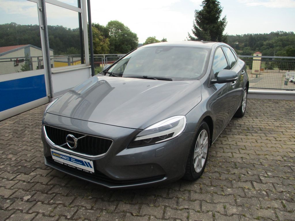Bild des Angebotes Volvo V40 Momentum