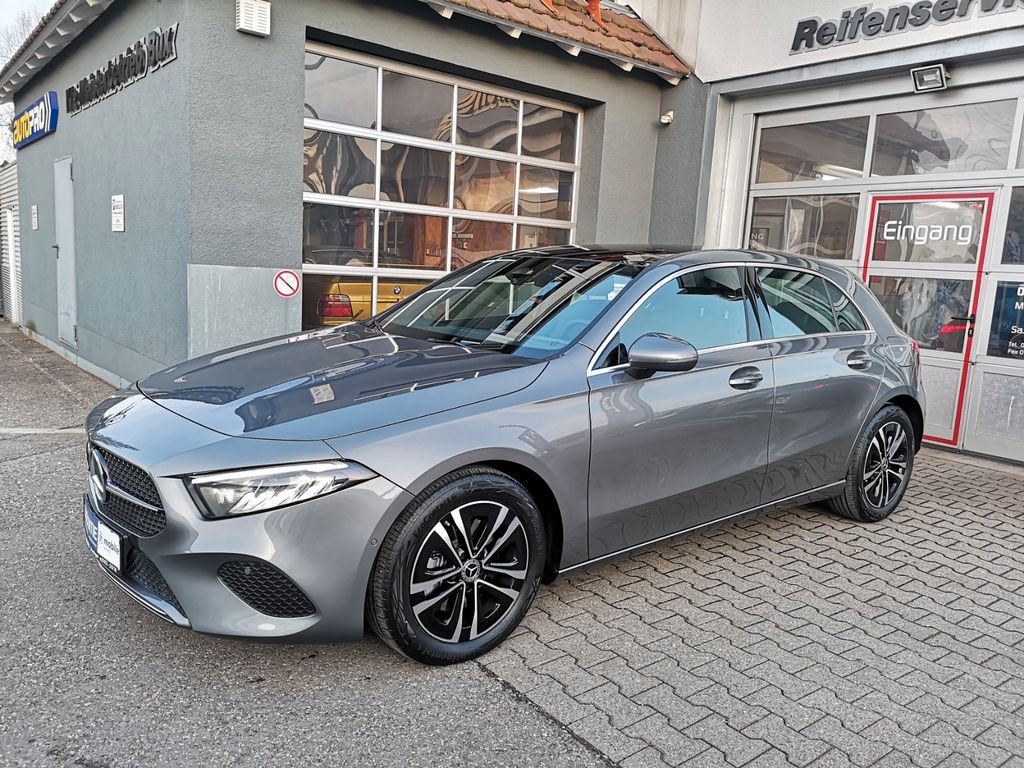 Bild des Angebotes Mercedes-Benz A 220 4Matic 8G-DCT MBUX LED PANO KAM TOTW AHK