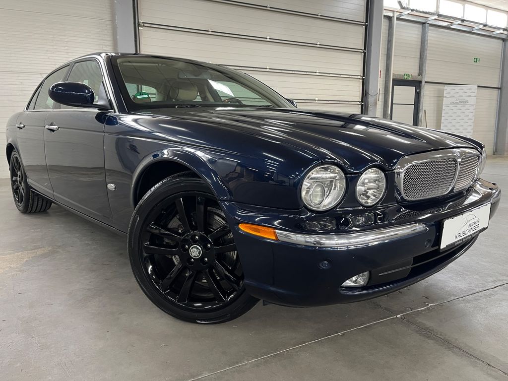 Bild des Angebotes Jaguar XJ6 XJ 2.7 D Sovereign 4xSHZ LEDER BEIGE XENON N