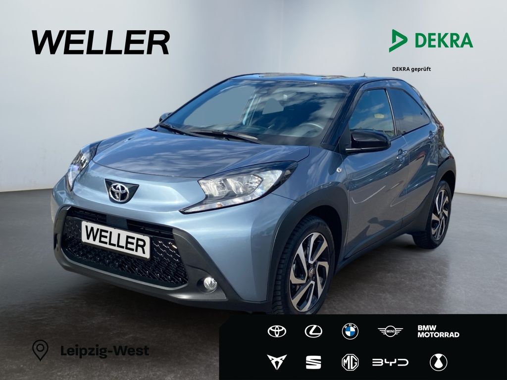 Bild des Angebotes Toyota Aygo X Teamplayer *ACC*CarPlay*CAM*SHZ*Bi-Tone*