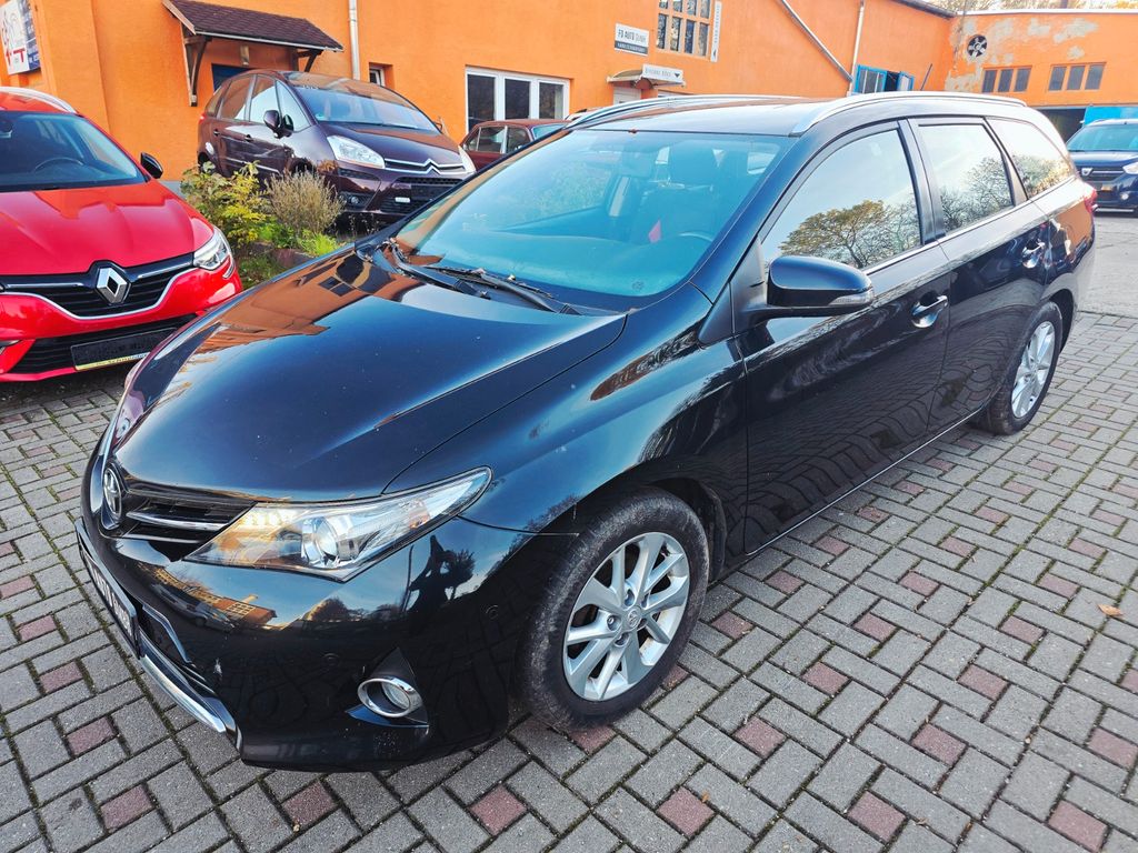 Bild des Angebotes Toyota Auris Touring Sports Life+
