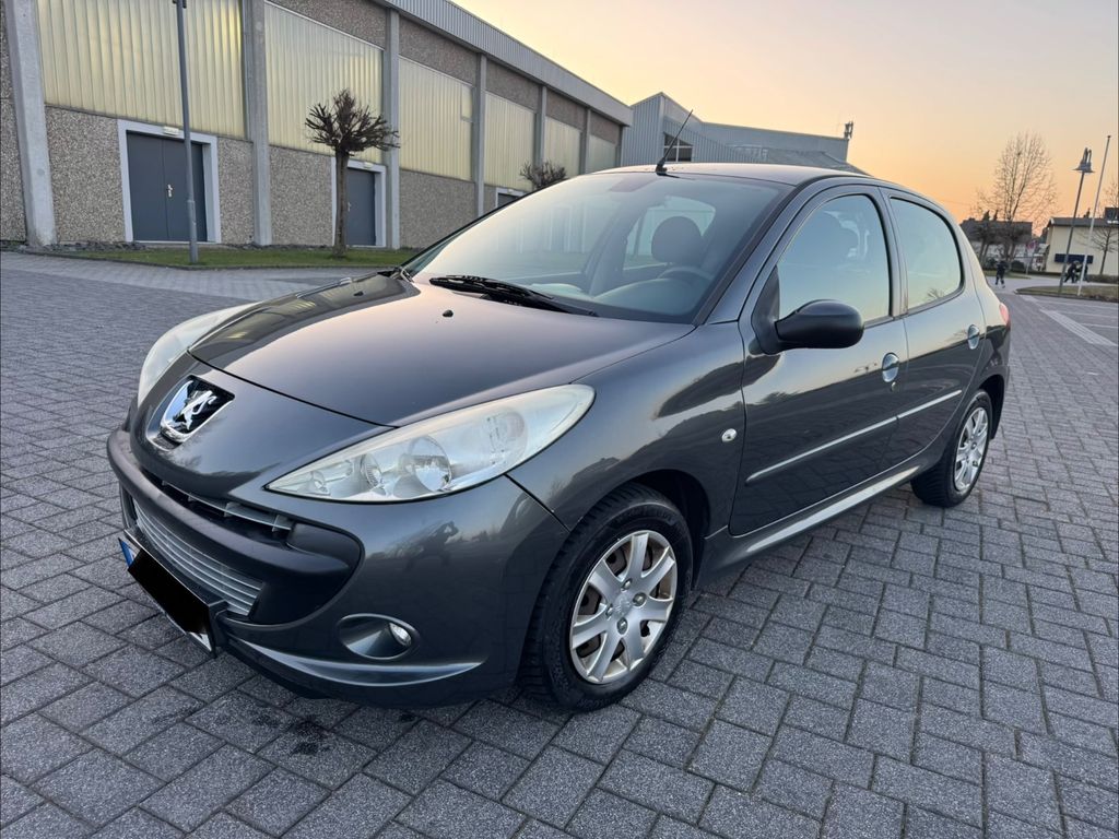 Bild des Angebotes Peugeot 206 + Basis