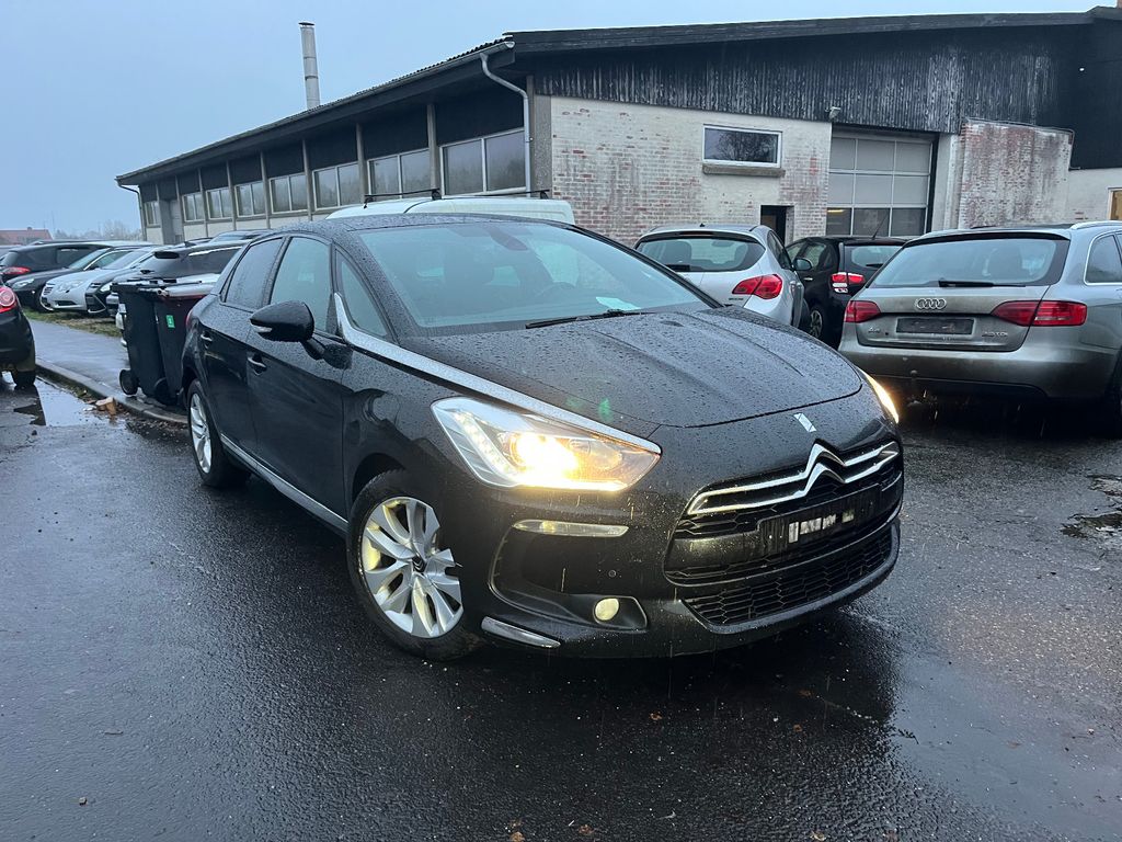 Bild des Angebotes Citroën DS5 BlueHDi 180 SportChic EAT6