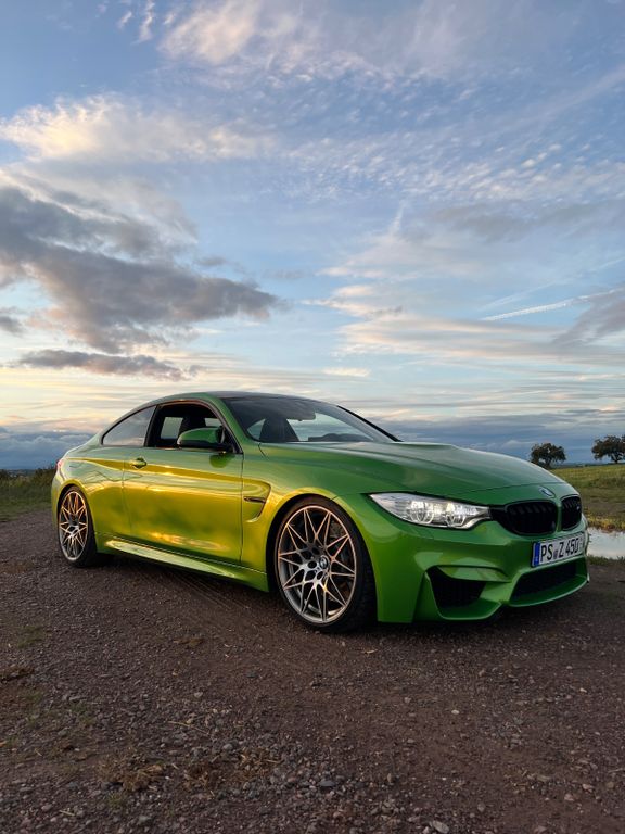 Bild des Angebotes BMW M4 Competition individual Java grün *selten*