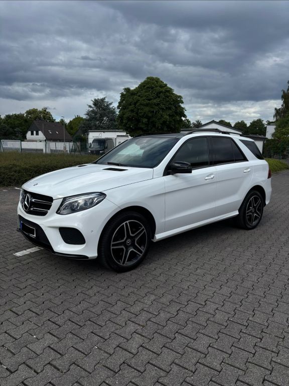 Bild des Angebotes Mercedes-Benz GLE 350 d 4MATIC AMG Line