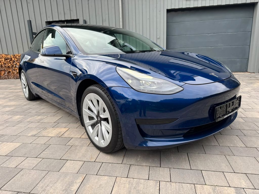 Bild des Angebotes Tesla Model 3 RWD MwSt 8-fach bereift Garantie