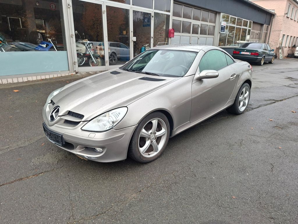 Bild des Angebotes Mercedes-Benz SLK 200 Kompressor Navi/Leder/Xenon
