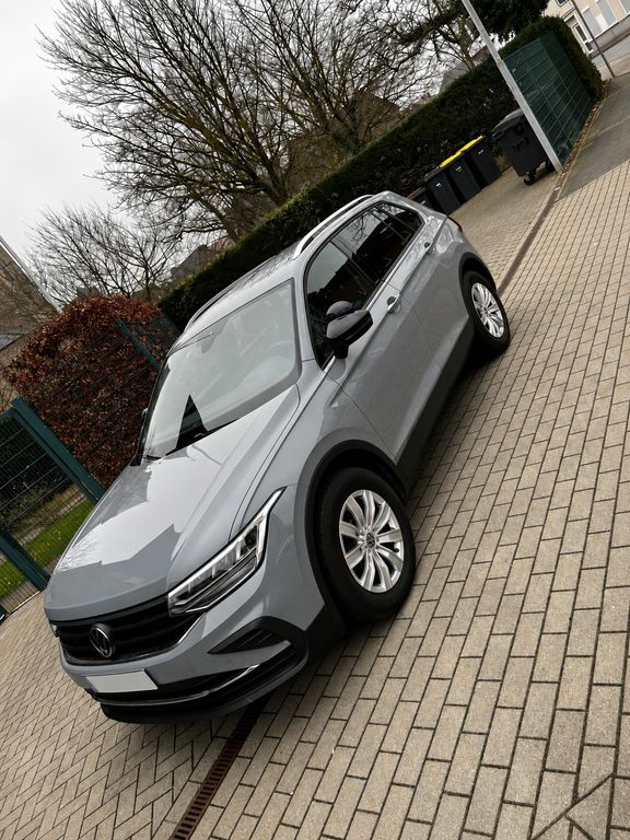 Bild des Angebotes Volkswagen Tiguan 2.0 TDI SCR ACTIVE