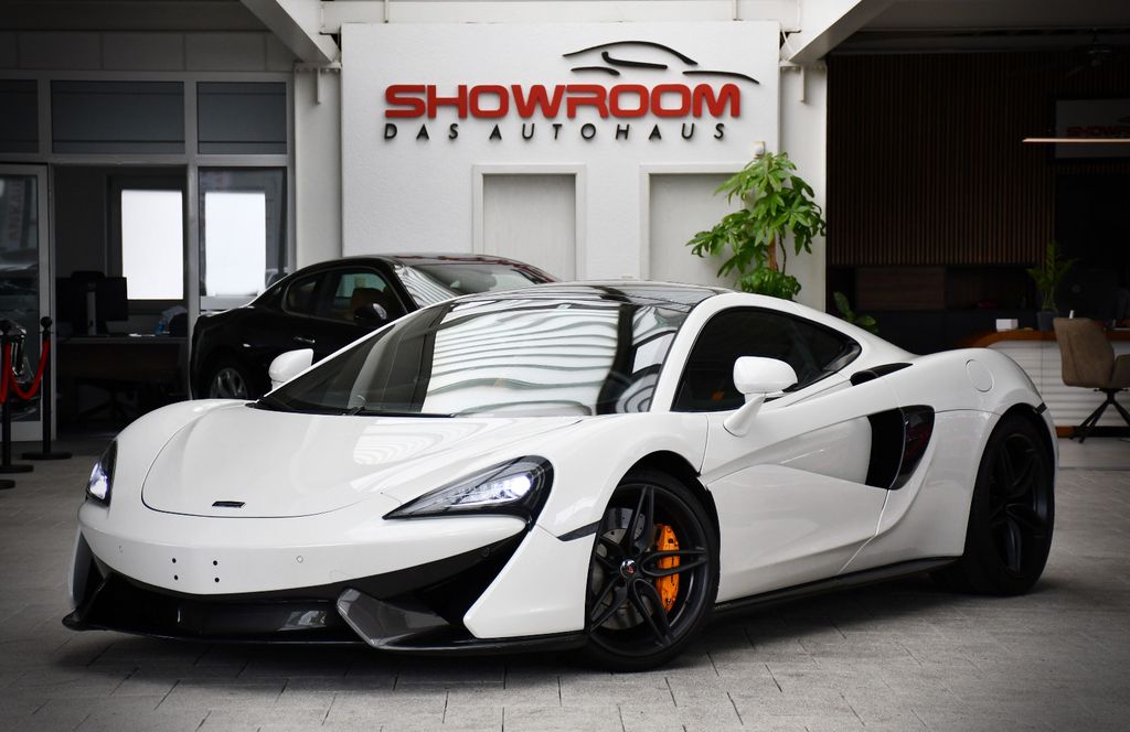 Bild des Angebotes McLaren 570GT Coupe Dihedral | 4.618 km | Sammlerzustand