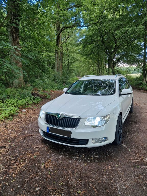 Bild des Angebotes Skoda Superb 1.8 TSI DSG Elegance Combi Elegance