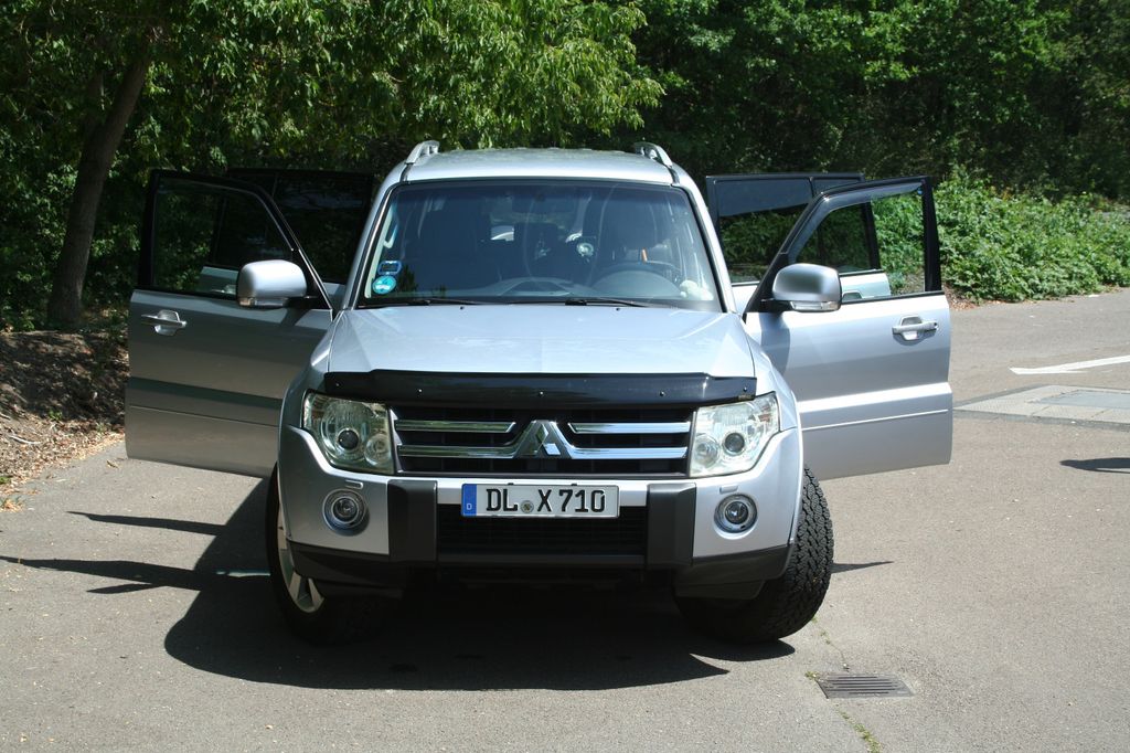 Bild des Angebotes Mitsubishi Pajero 3,2 V80