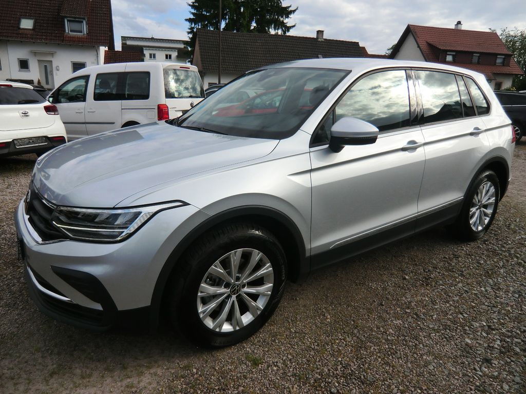 Bild des Angebotes Volkswagen Tiguan Basis
