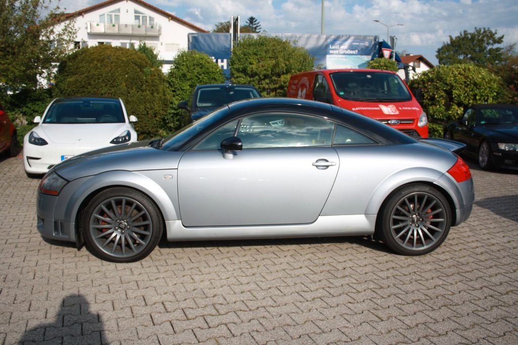 Audi TT quattro sport
