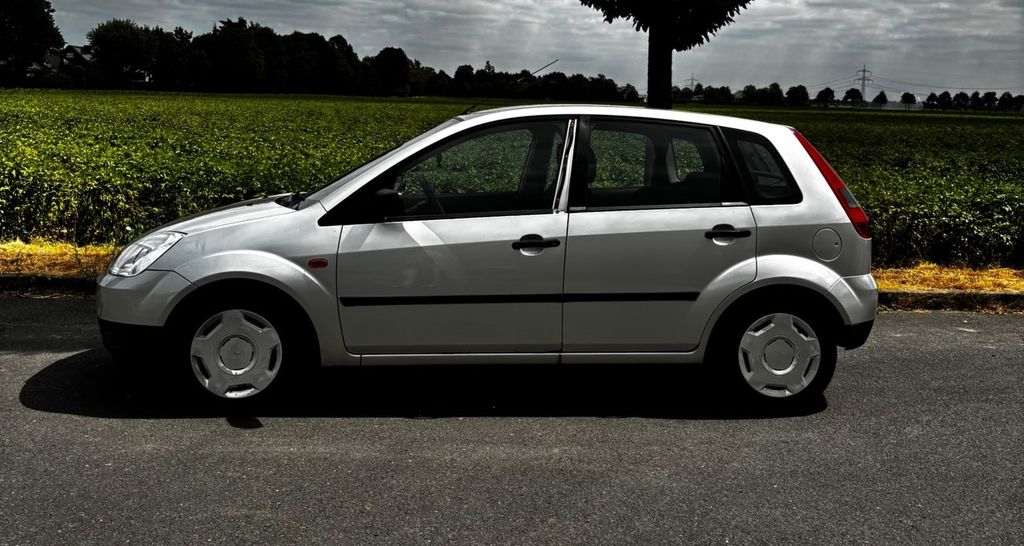 Bild des Angebotes Ford Fiesta 1.3 44 kW - Fahrbereit  TÜV bis 01/2027