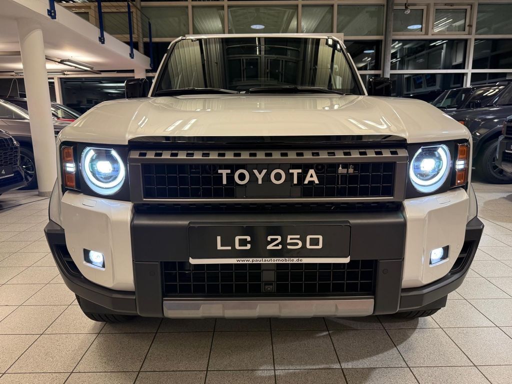 Bild des Angebotes Toyota LC 250 EXECUTIVE-7-SITZE-360 KAMERA-COOL BOX