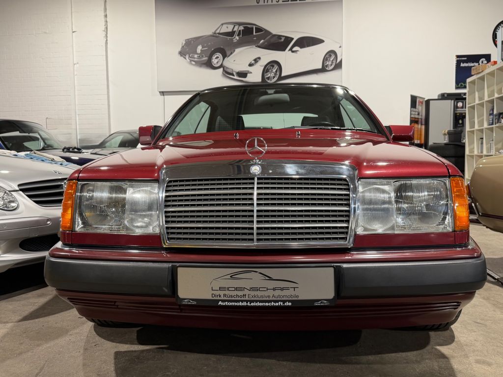 Bild des Angebotes Mercedes-Benz 300 CE 24 V Cabrio, W/A124, erste Serie
