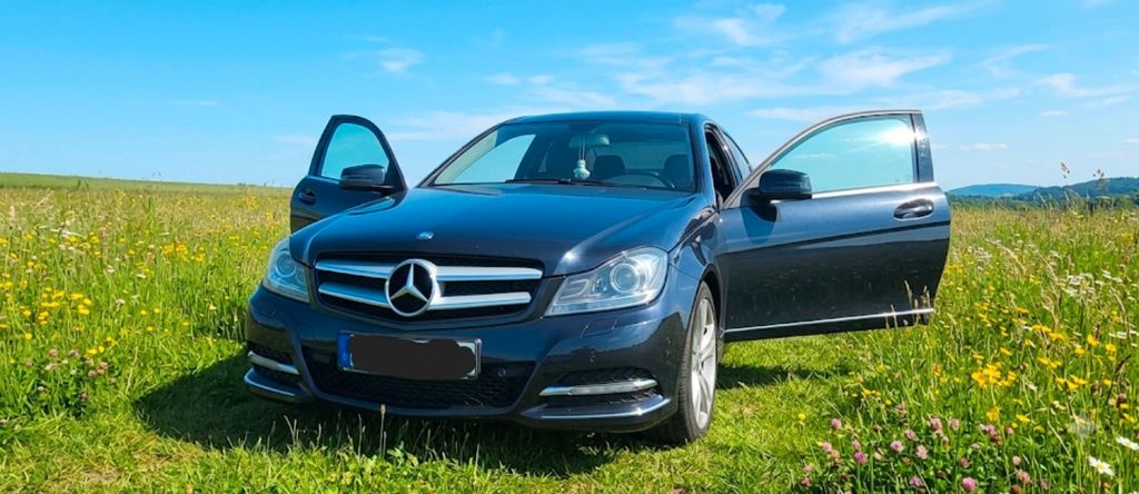 Bild des Angebotes Mercedes-Benz C-250