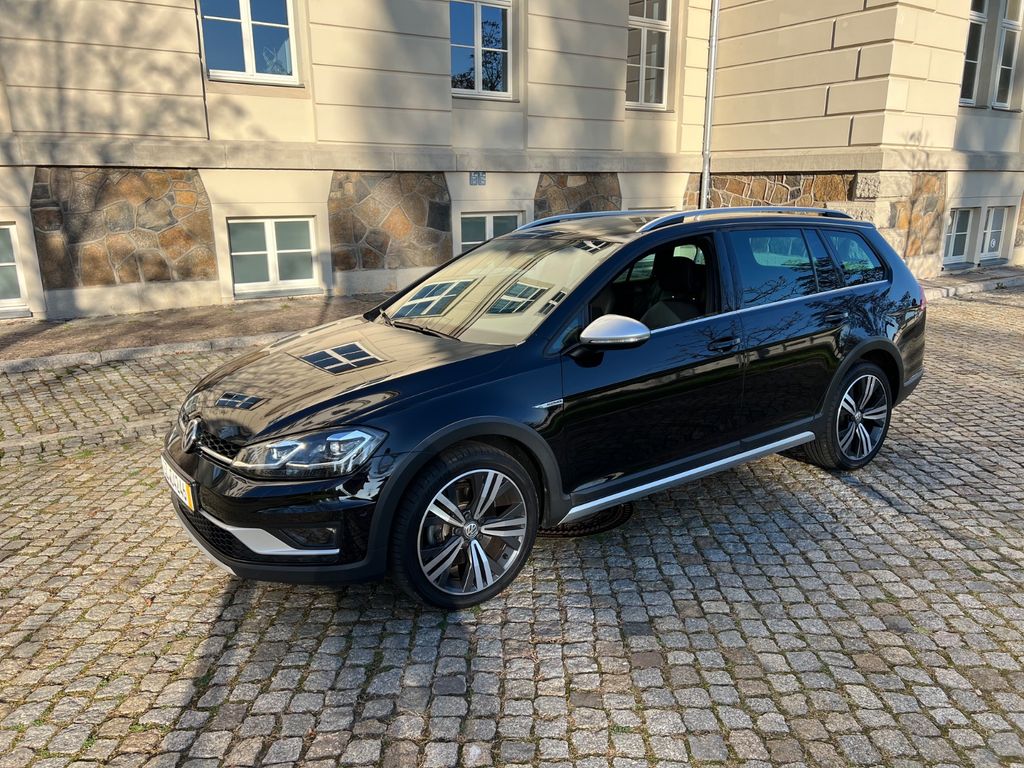 Bild des Angebotes Volkswagen Golf VII Alltrack DLA AID DCC AHK Trailer Kamera