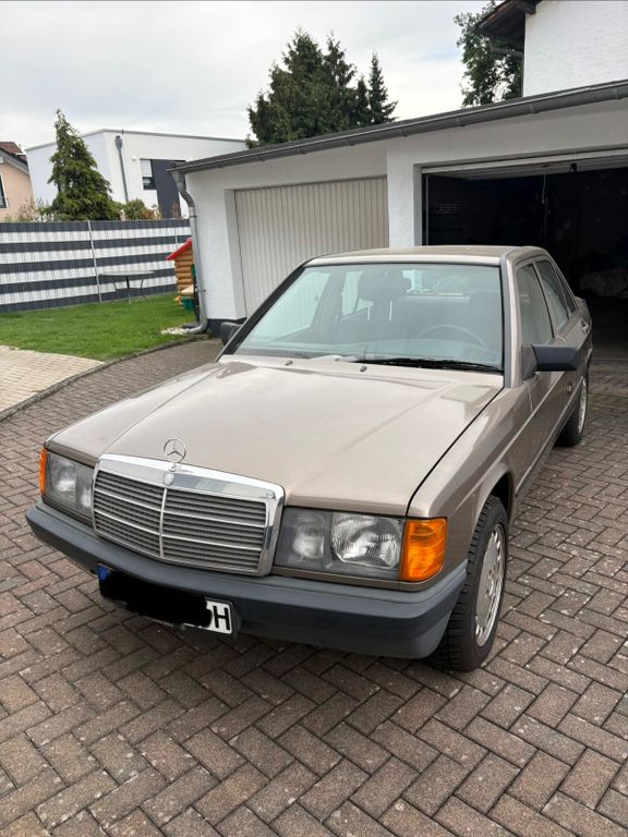 Mercedes-Benz 190
