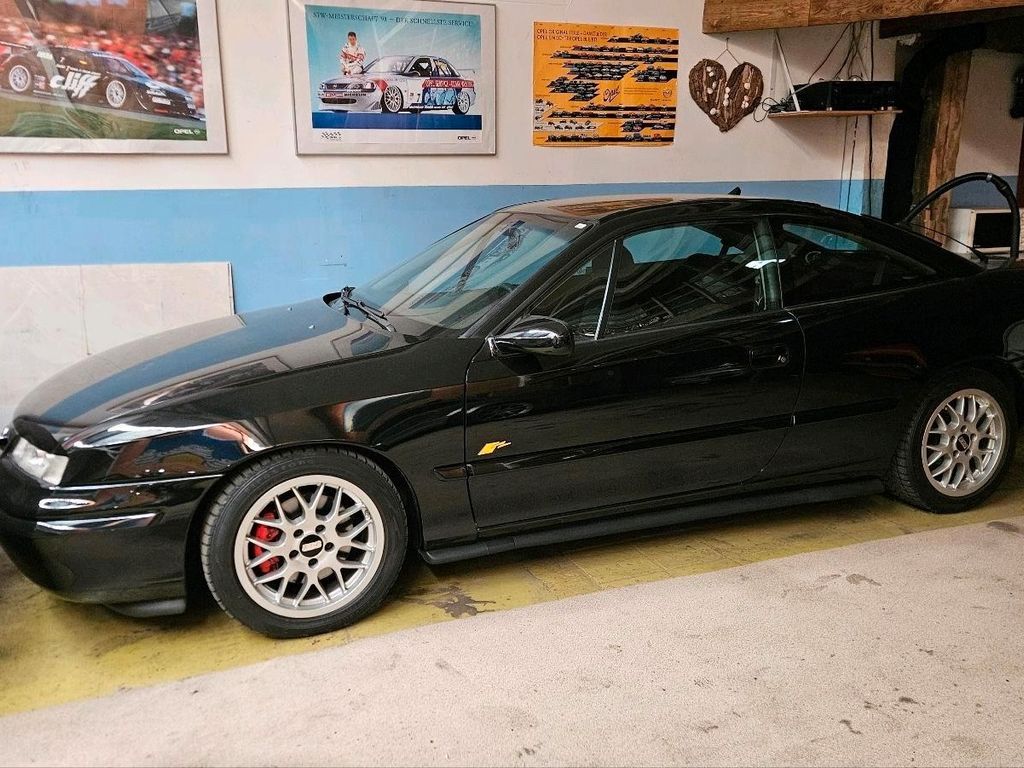 Bild des Angebotes Opel Calibra 2.0i 16V Keke Rosberg Edition 4x4 Turbo