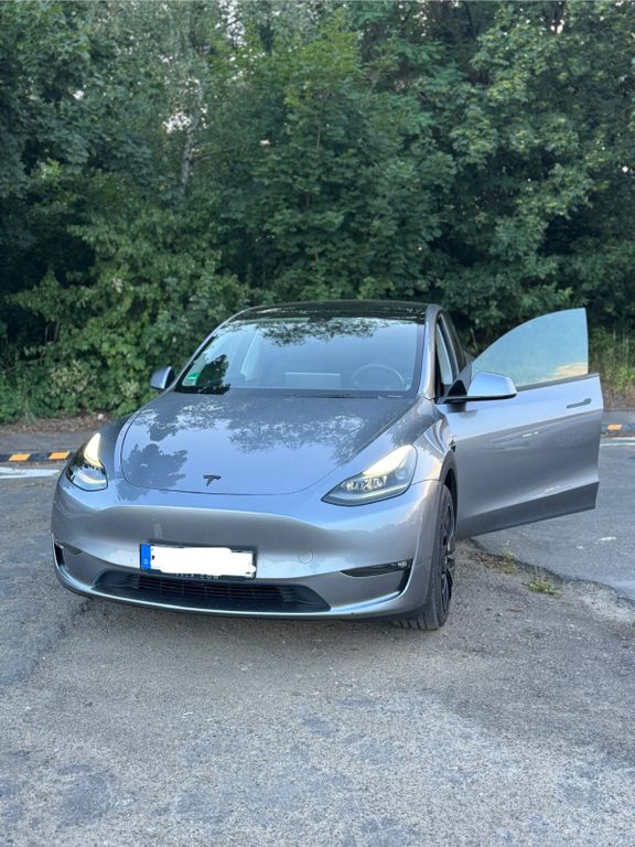 Bild des Angebotes Tesla Model Y | Long range | AWD | nur 27T Kilometer