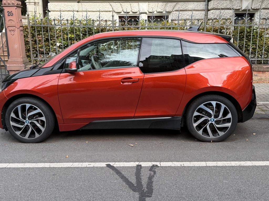 Bild des Angebotes BMW i3 (60 Ah) - top Zustand, TÜV neu, 8-fach ber.