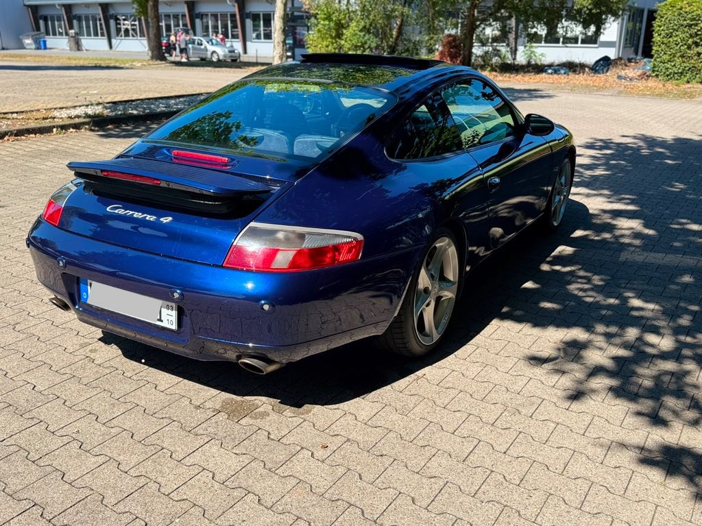Porsche 996 Carrera 4 - 3.4 Tiptronic Schiebedac