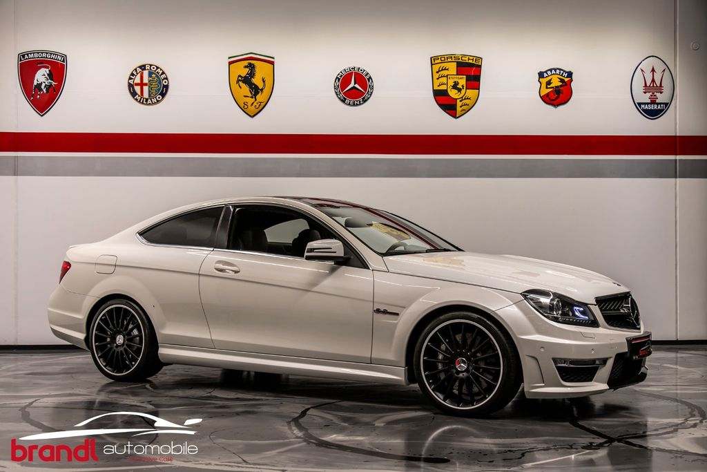 Bild des Angebotes Mercedes-Benz C 63 AMG Coupe / DE / Garantie / Designo / Distr