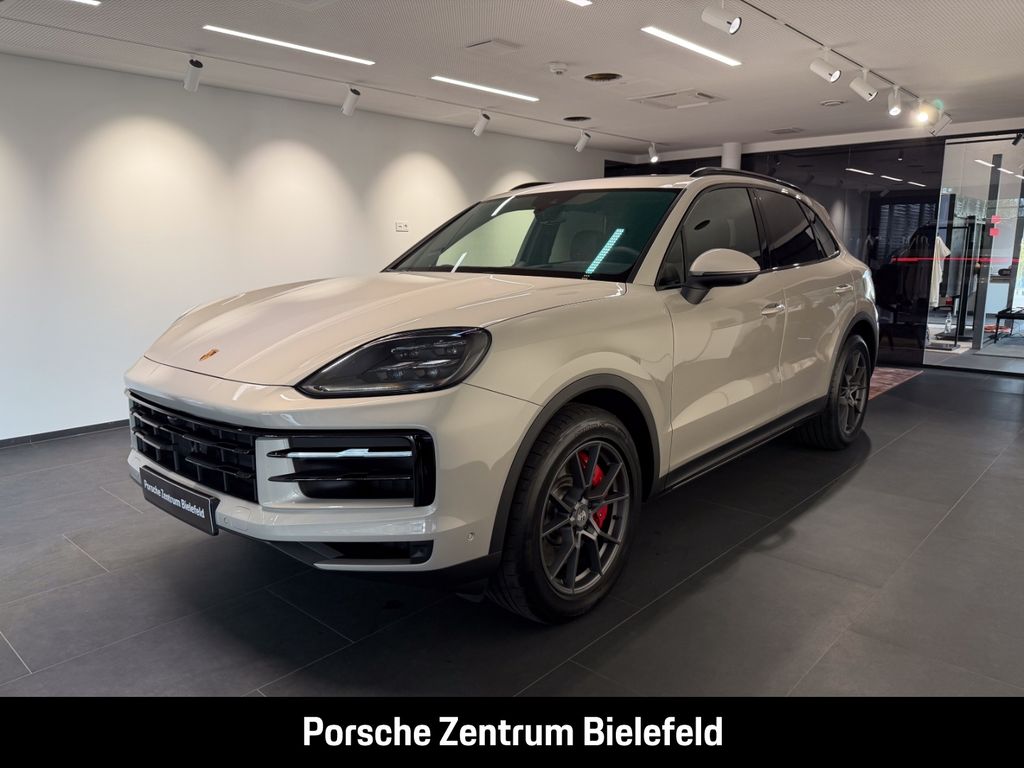 Bild des Angebotes Porsche Cayenne S InnoDrive HA-Lenkung Luftfederung HUD