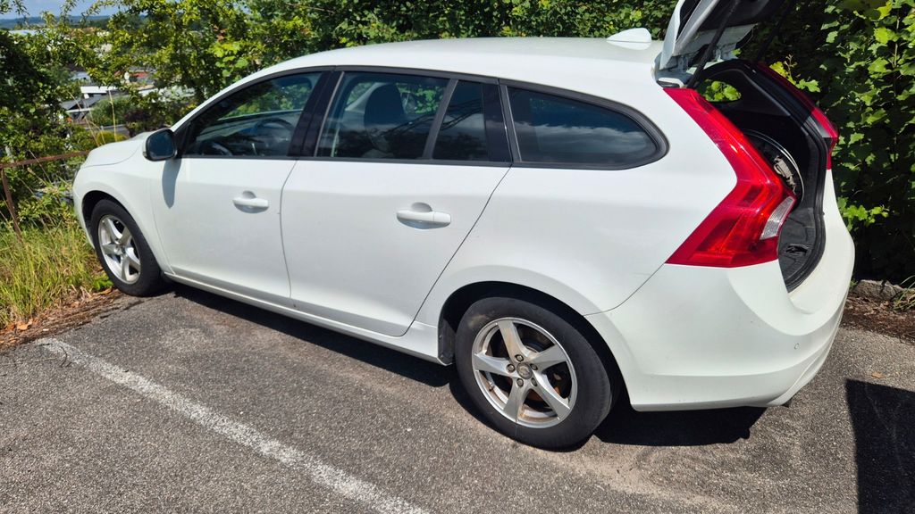 Bild des Angebotes Volvo V60 D3 Momentum Momentum