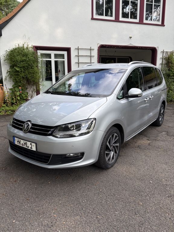Bild des Angebotes Volkswagen Sharan 2.0 TDI SCR DSG BMT SOUND SOUND