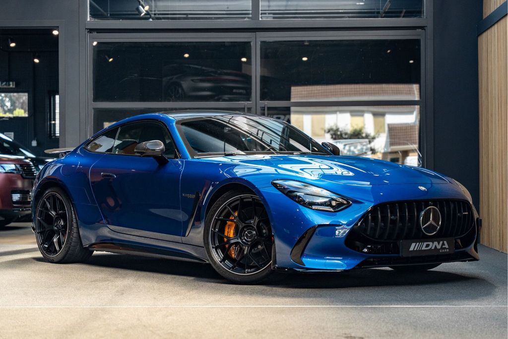 Bild des Angebotes Mercedes-Benz AMG GT GT63 Carbon Keramisch Burmester 4MATIC+ A