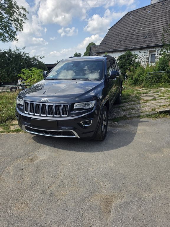 Bild des Angebotes Jeep Grand Cherokee Overland 3.0 V6 M.-Jet 184kW ...