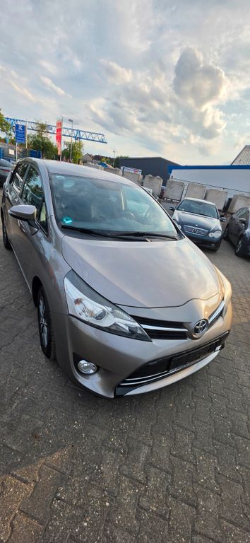 Bild des Angebotes Toyota Verso 1.6D Rückfahrkamera, Tempomat