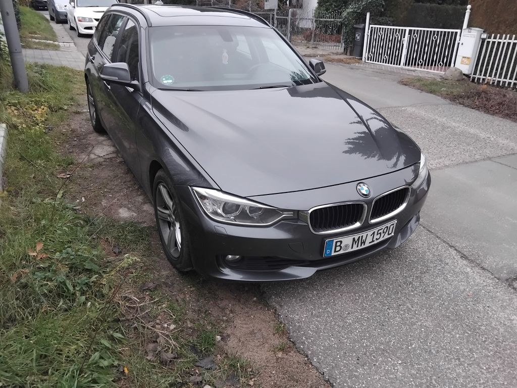 Bild des Angebotes BMW 330d Touring F31 Automatik Heckantrieb