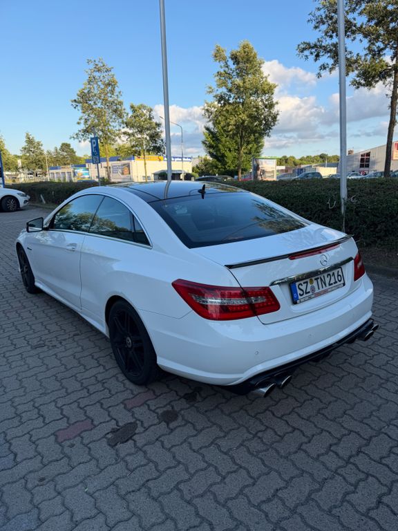 Bild des Angebotes Mercedes-Benz E 500 Coupé E 500 BlueEFFICIENCY AVANTGARDE ...