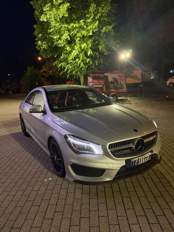 Bild des Angebotes Mercedes-Benz CLA 220 CDI AMG CARPLAY TOP ZUSTAND GEPFLEGT