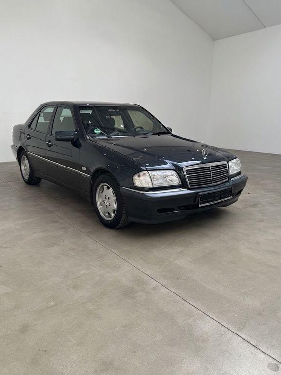 Bild des Angebotes Mercedes-Benz C 240 Elegance W202 2 Hand Scheckheftgepflegt