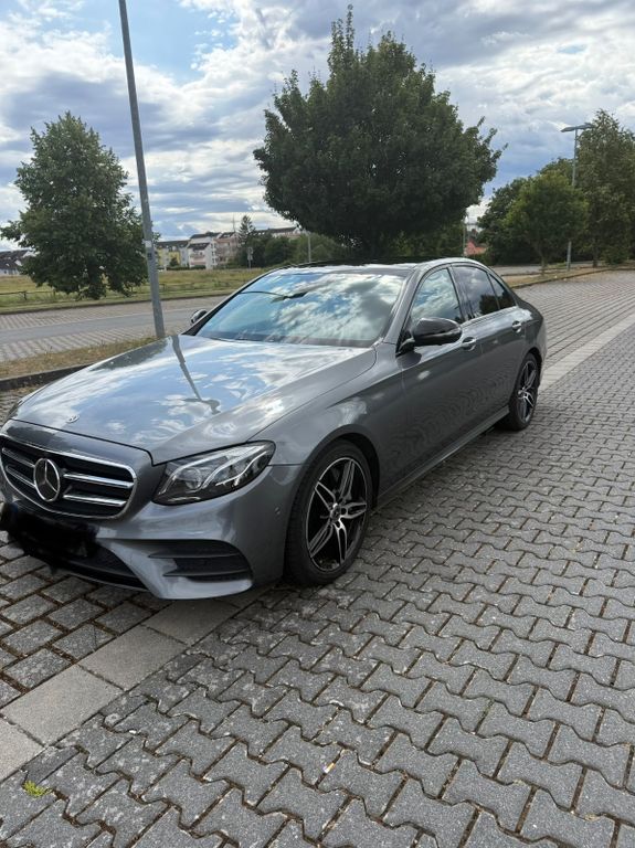 Bild des Angebotes Mercedes-Benz E 350 Autom. AMG Line