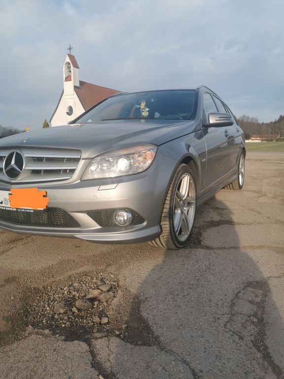 Bild des Angebotes Mercedes-Benz 220 CDI Avangarde / AMG Optik