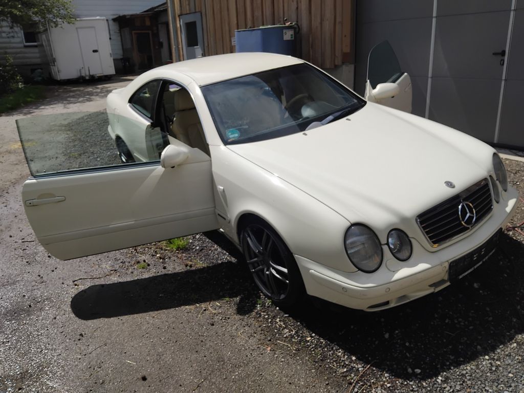 Bild des Angebotes Mercedes-Benz CLK 320 SPORT Sport AMG