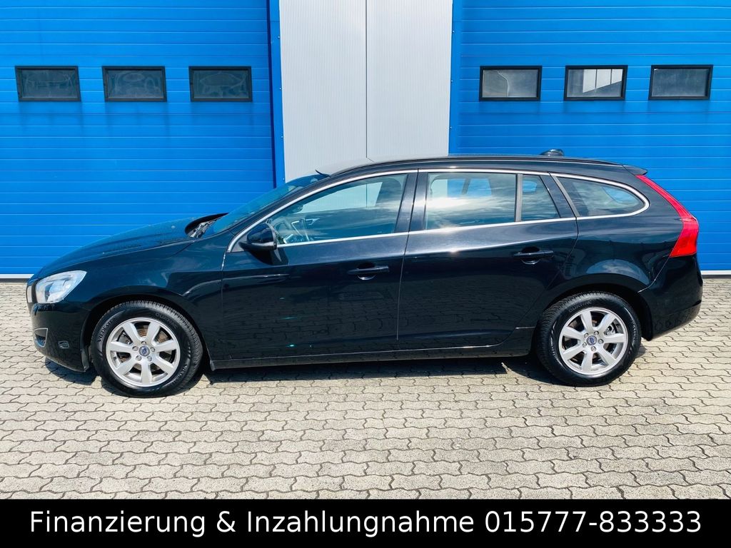 Bild des Angebotes Volvo V60 Kombi Automatik Tempomat Sitzheizung