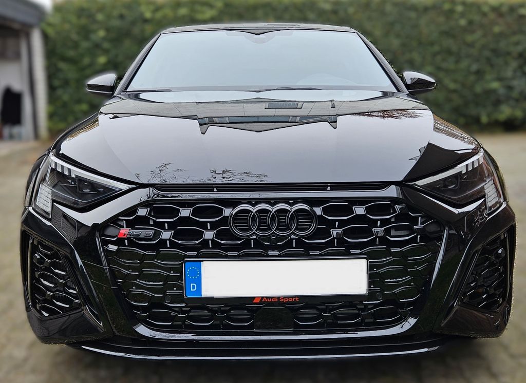 Bild des Angebotes Audi RS3 Sportback - Dynamik-Paket plus - Garantie