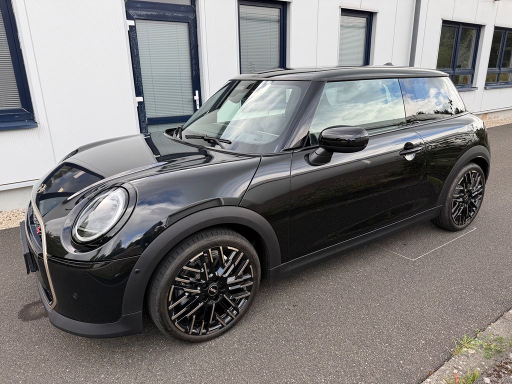 Bild des Angebotes MINI Cooper S Favoured Trim Glasdach 18"Alu Headup