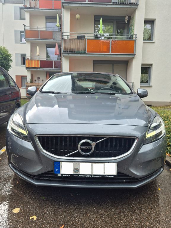 Bild des Angebotes Volvo V40 T2 -Momentum Navi*Cam*Tempomat *LED*Winterp.