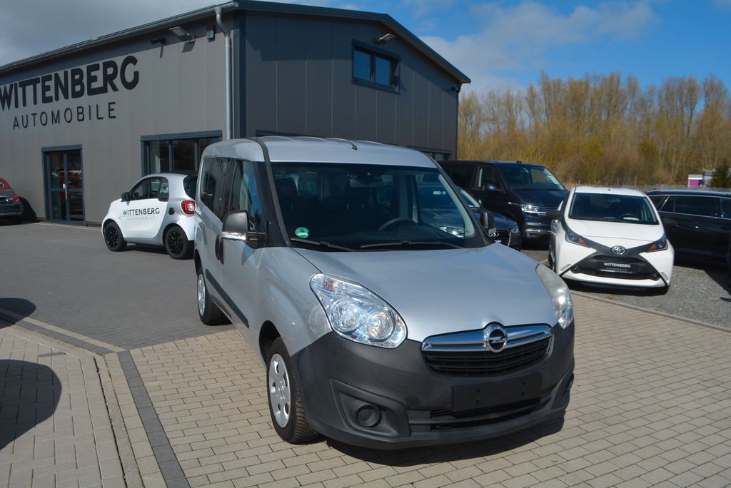 Bild des Angebotes Opel Combo D L1H1 Tour-Automatik-5Sitzer-1.Hand