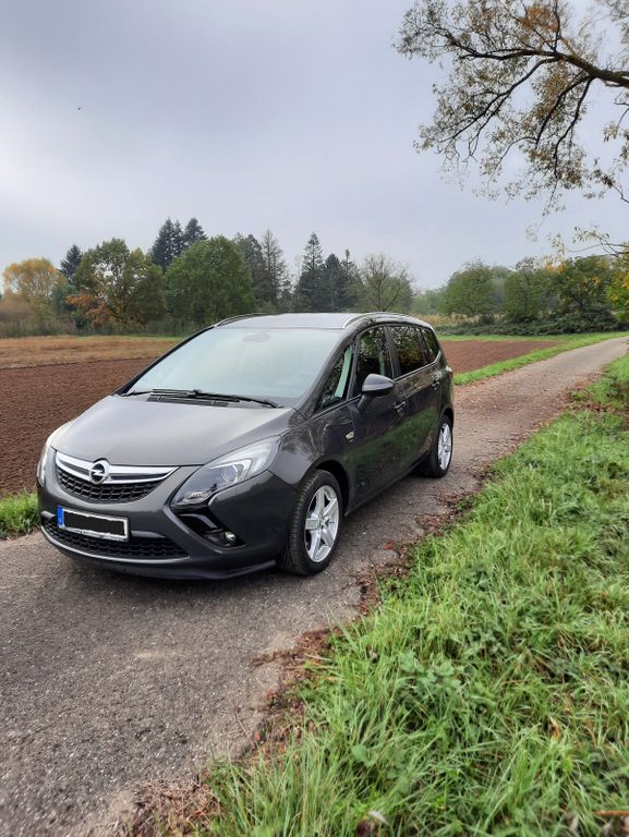 Bild des Angebotes Opel Zafira Tourer 1.4 Turbo drive 7 Sitzer